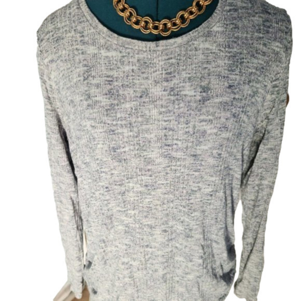 P031. Peyton Primrose Green & Blue Heathered Textured Knit Long Sleeve T |M